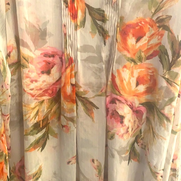 Susan graver floral. - Picture 2 of 3